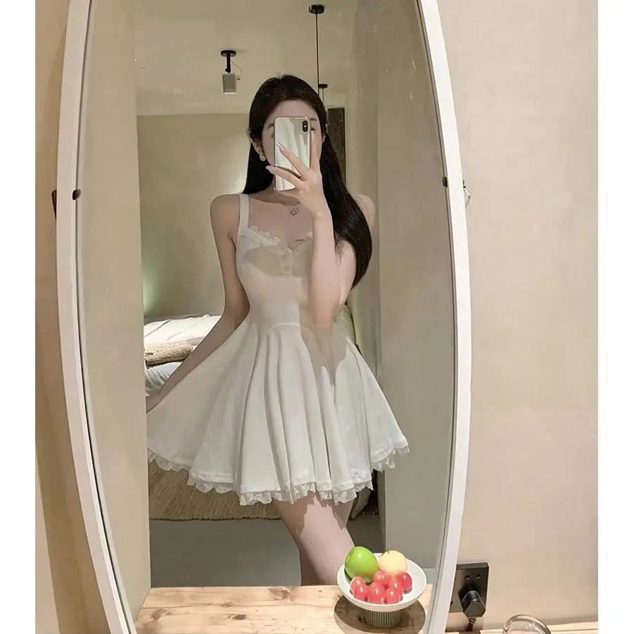 纯欲性感蕾丝拼接吊带连衣裙女夏季新款收腰