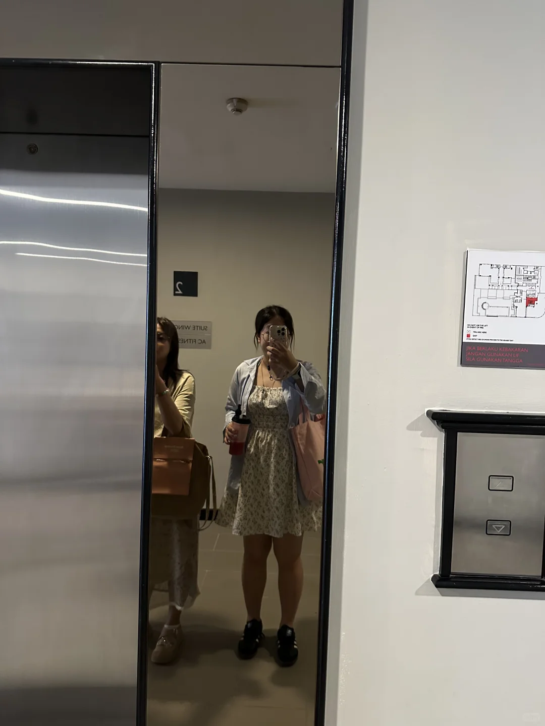 新马旅游穿搭?太爱国外的穿衣自由了