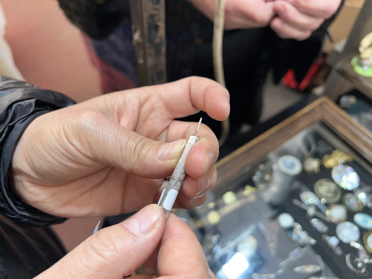 逛欧洲最大的古董交易会，穿越时空的体验