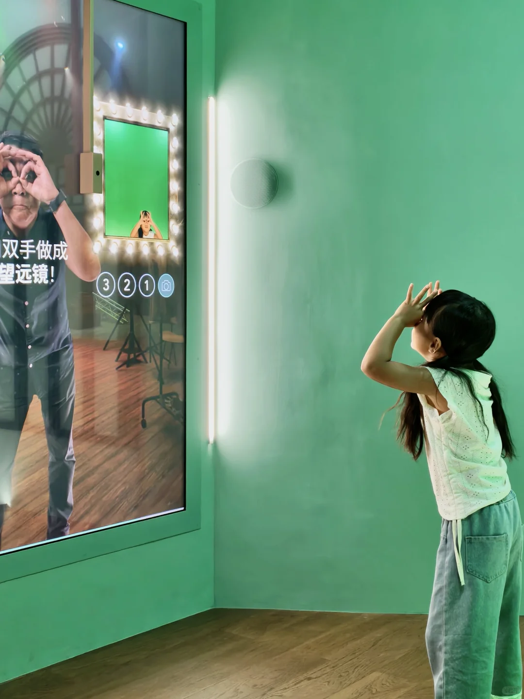 澳门｜带娃穿越百年，诉听《葡京·澳门故事》