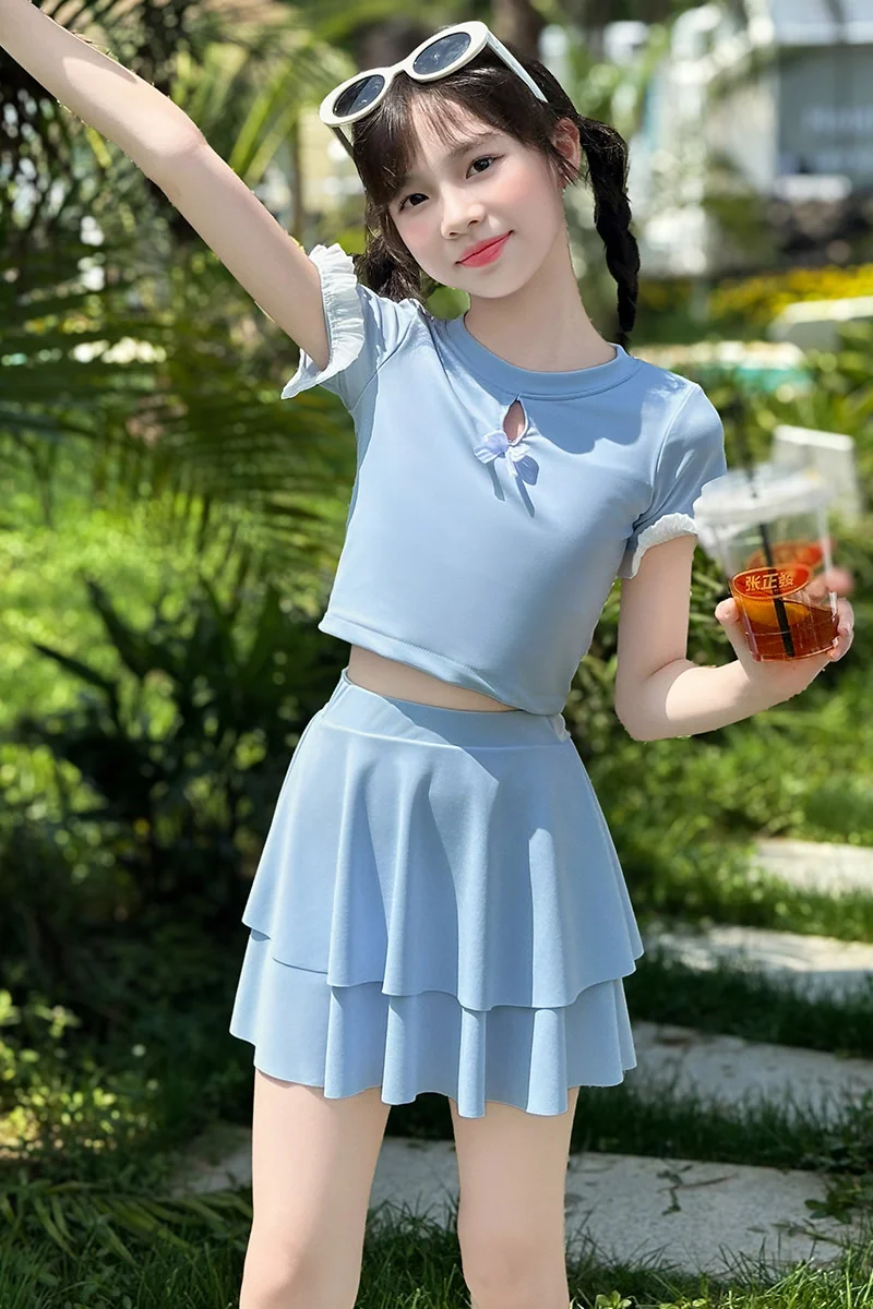 海边泳衣穿搭，谁穿谁好看呀