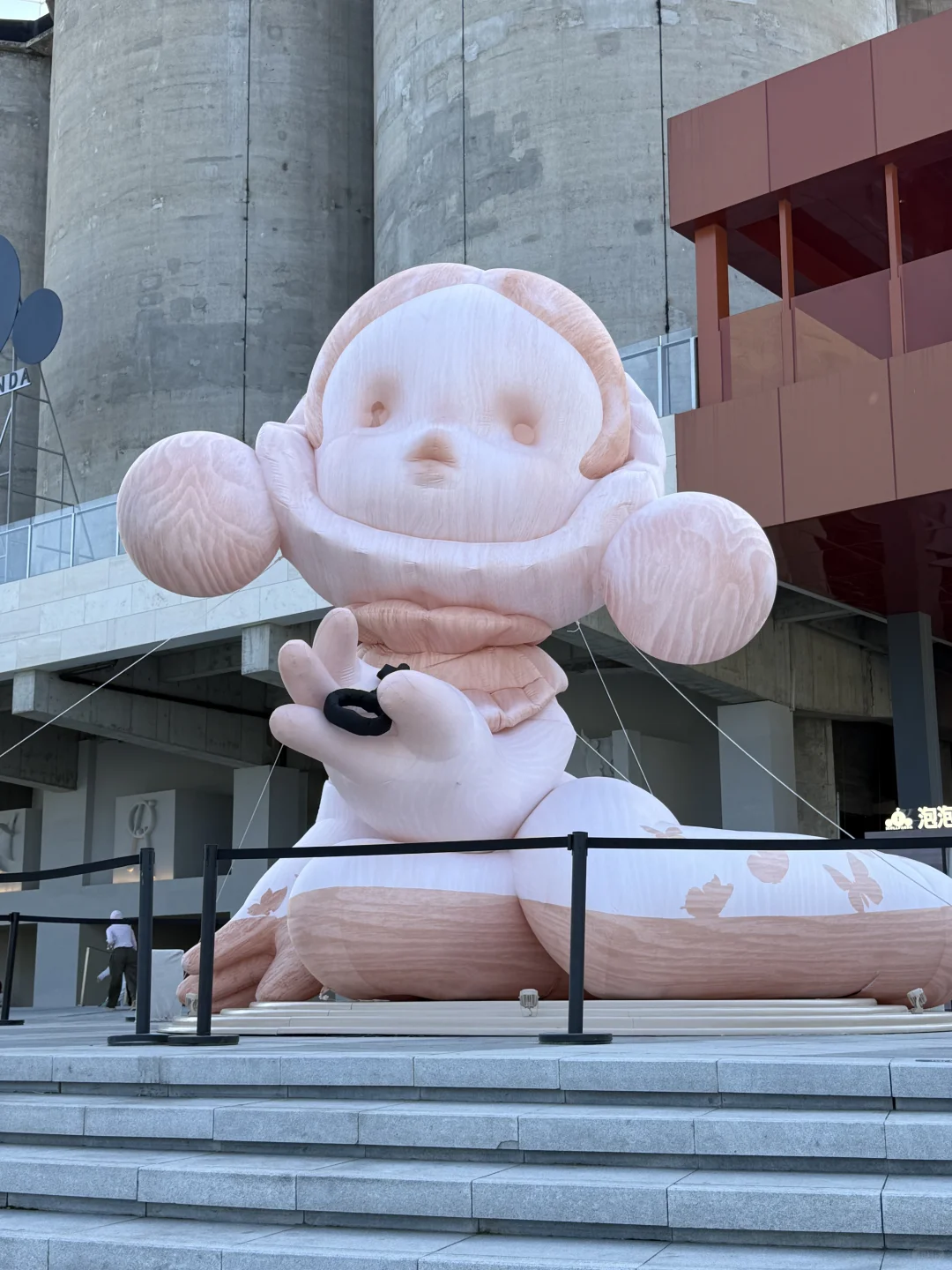 西岸！！SKULLPANDA首展好震撼…?领积木！！