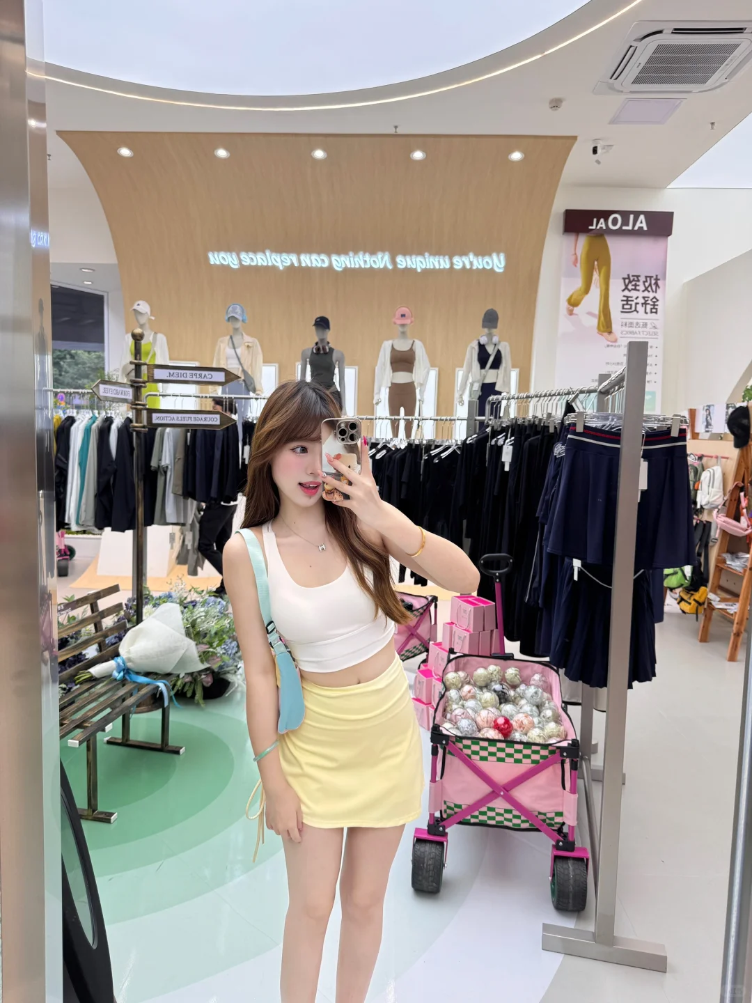 广州人快冲❕全国首家瑜伽服批发城开业了?️