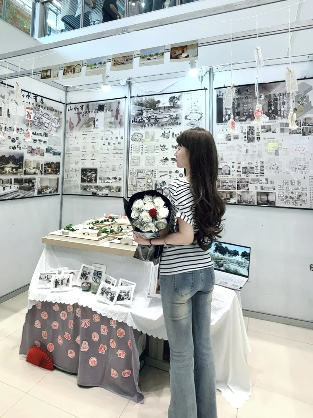 毕业展一出场 女大的身份即将告一段落