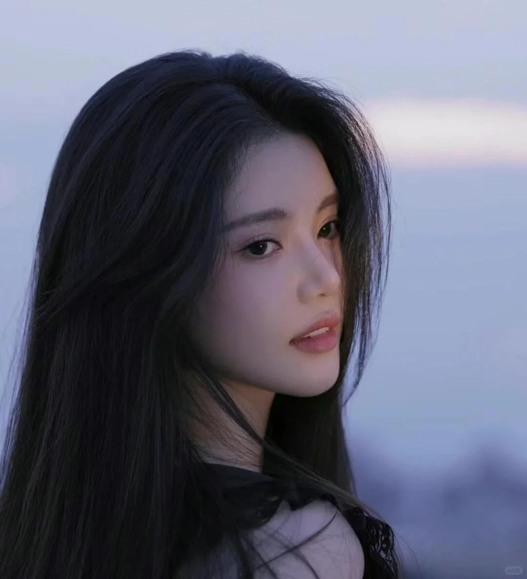 孙珍妮:从女团偶像到古装剧宠儿的华丽转身