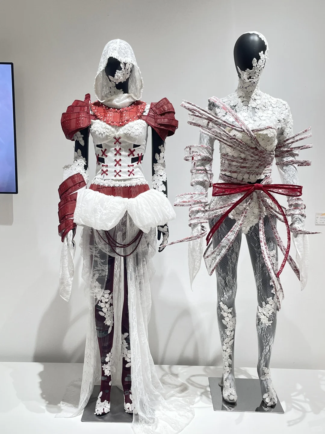 服装展｜一针一线 方寸之间?