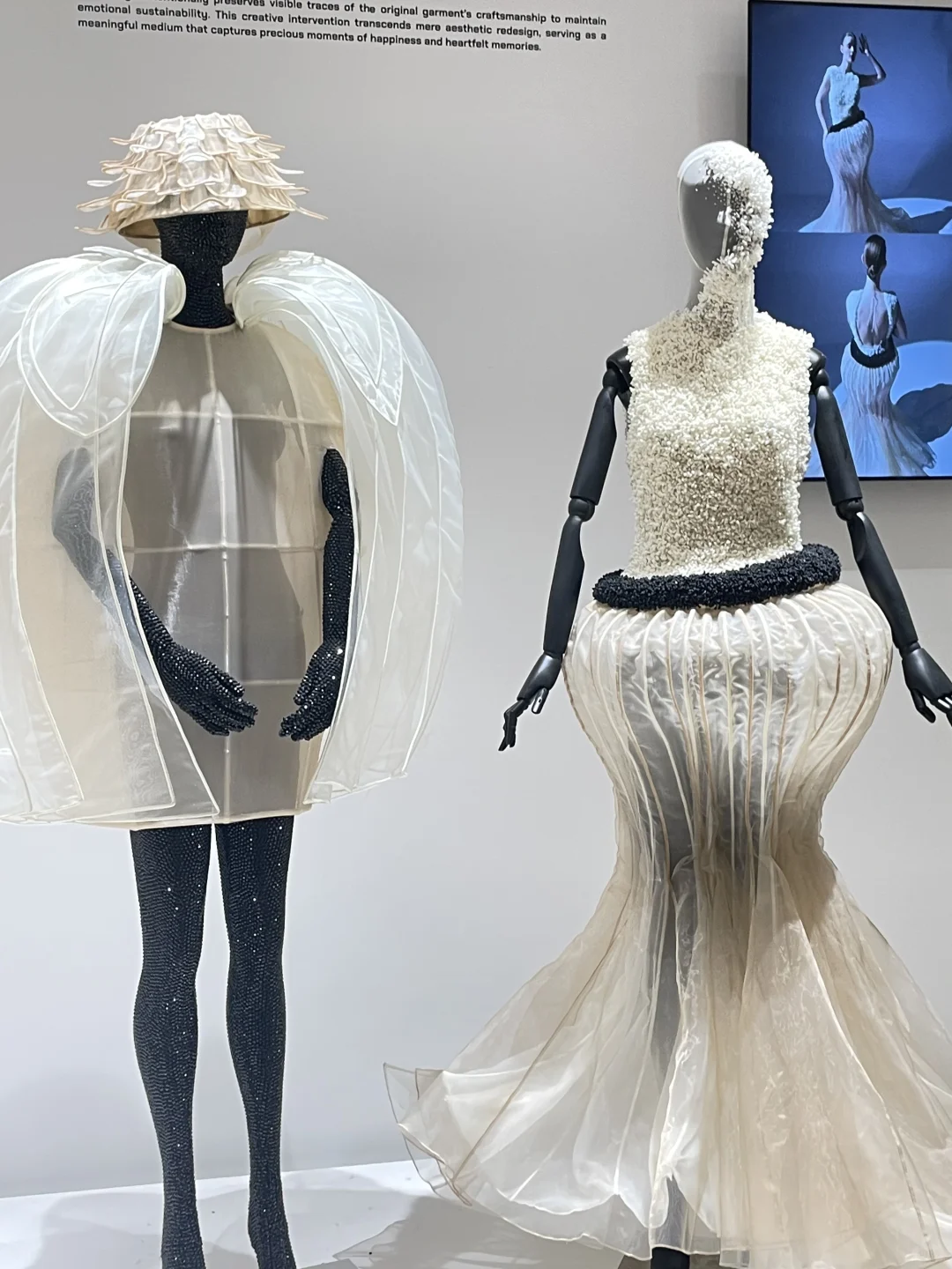 服装展｜一针一线 方寸之间?