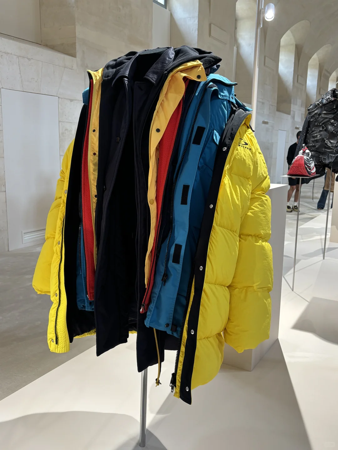 十年如一梦?Demna的BALENCIAGA乐园