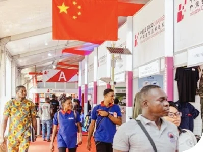 看看外贸大佬怎么找到海外客户