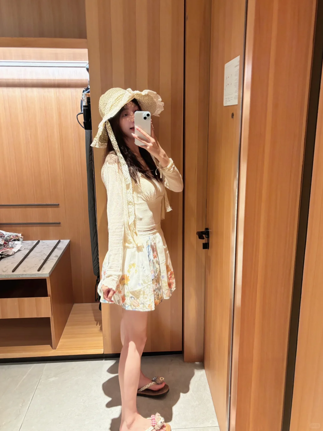去海边玩穿什么