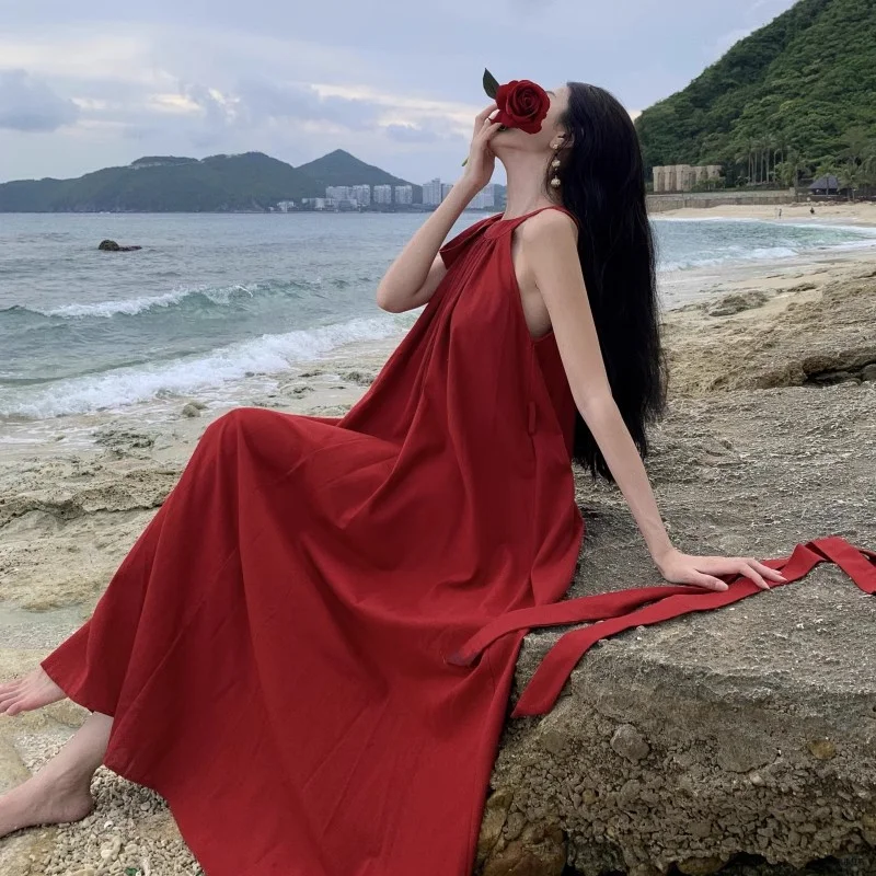 ?酒红色法式连衣裙，夏日必备?