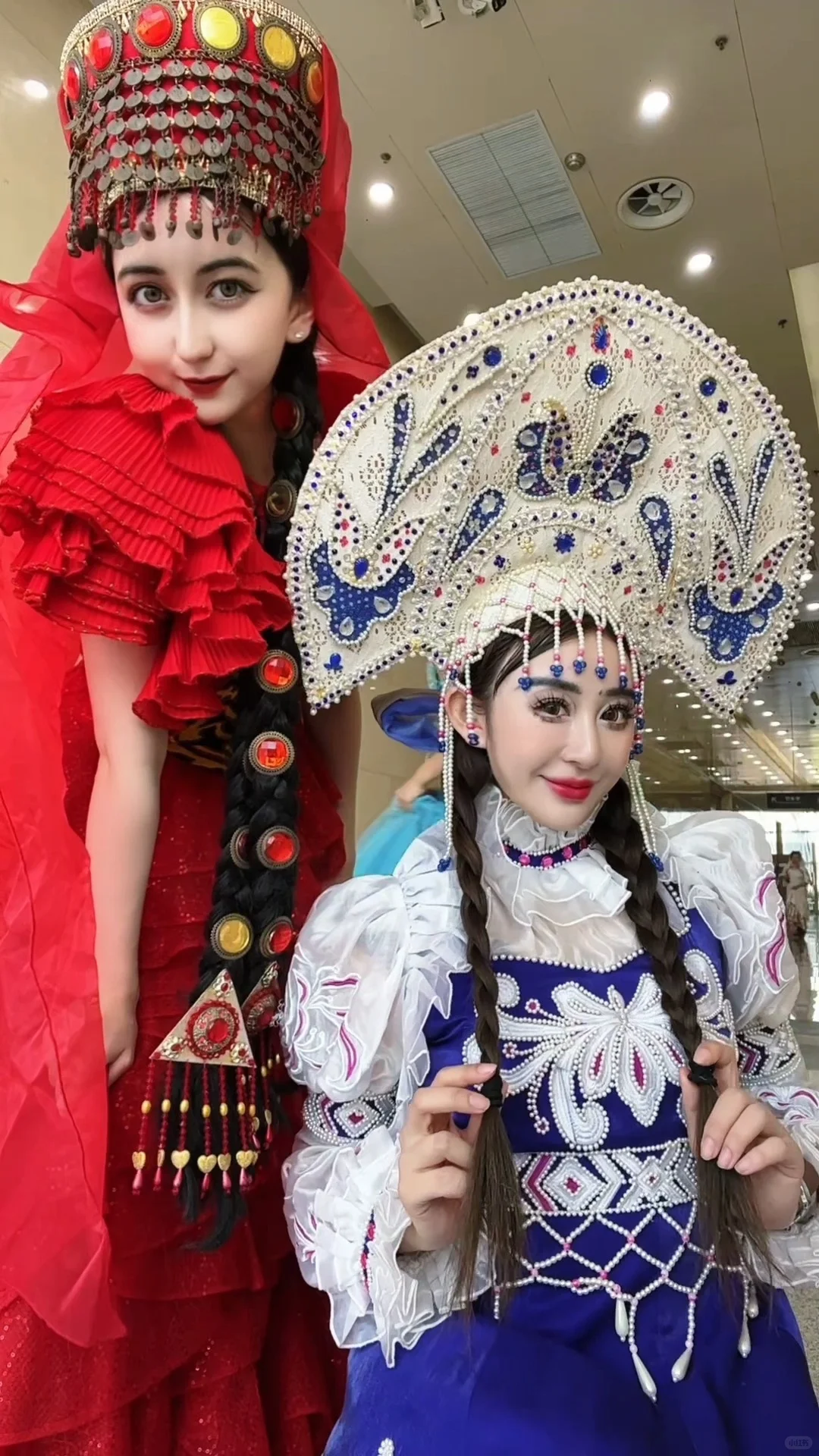 中国亚欧博览会13个民族的小姐姐
