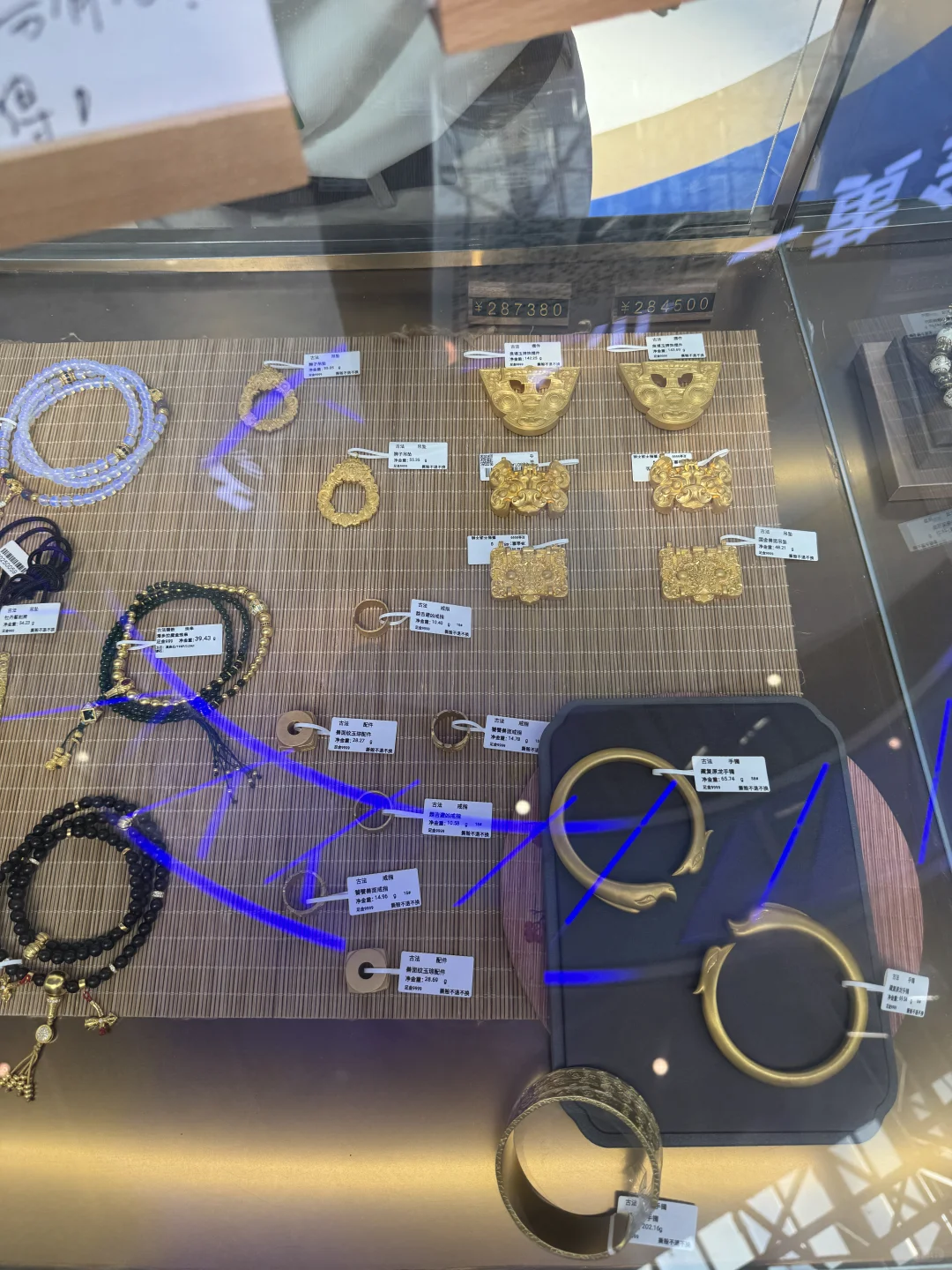 亚欧博览会黄金labubu免费送啦