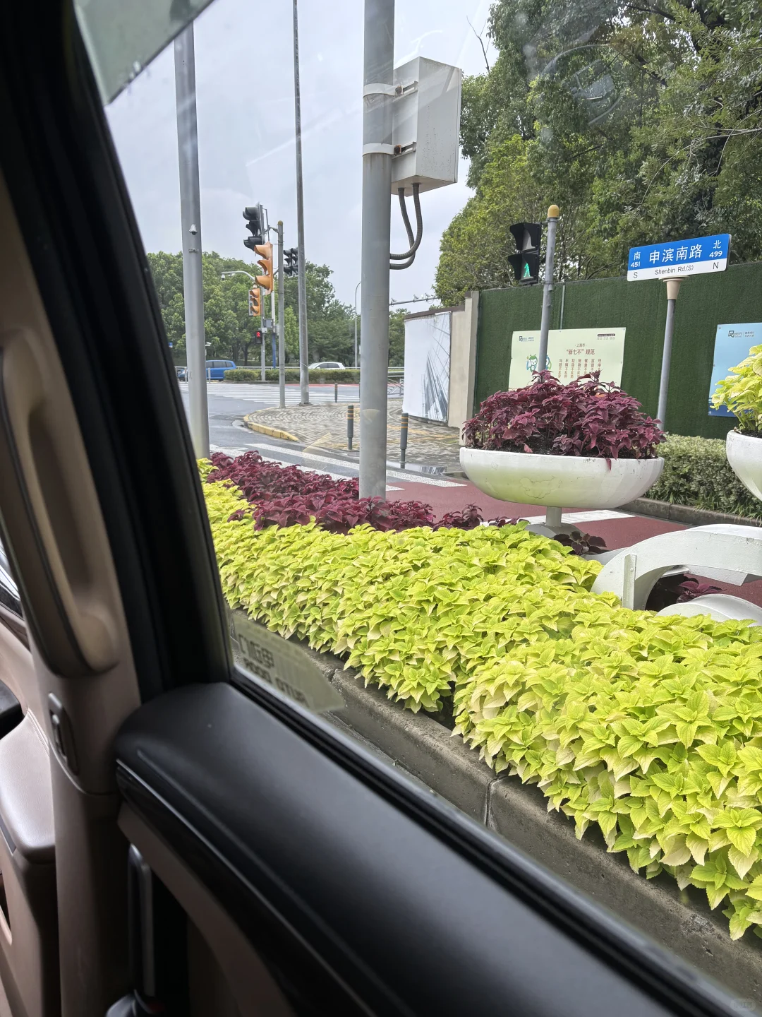 铝型材，工业型材，建筑铝型材等