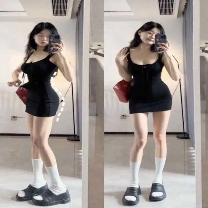 ?辣妹风蝴蝶结U领连衣裙，显瘦显高挑