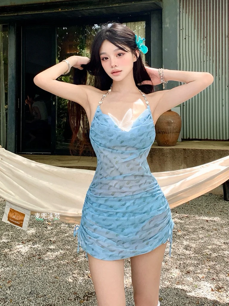 绝美蓝色链条泳衣?度假海边氛围感显瘦泳装