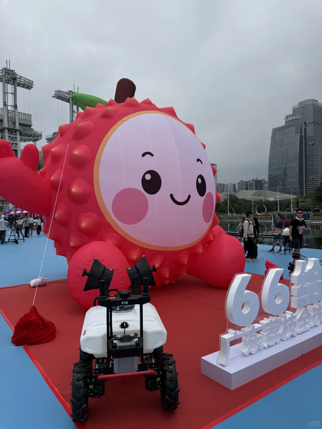 今天来海心沙参加 6·6 给“荔”节