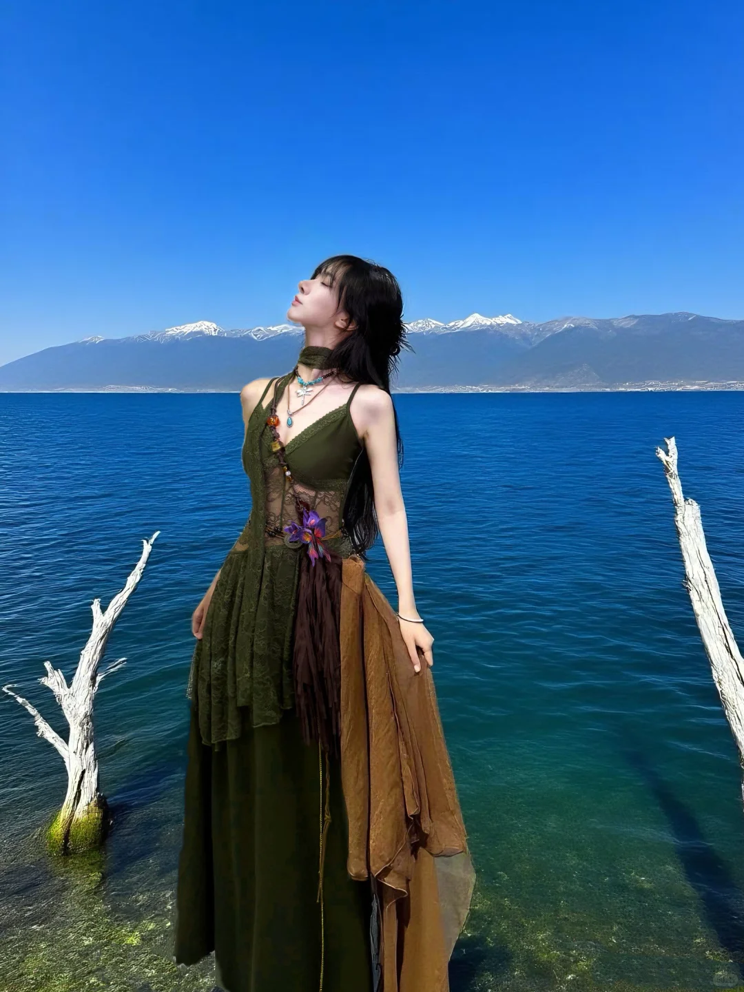 百元整套?显白植物系?洱海边美神降临