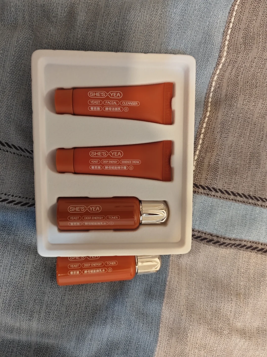 CBE上海美博会累坏了