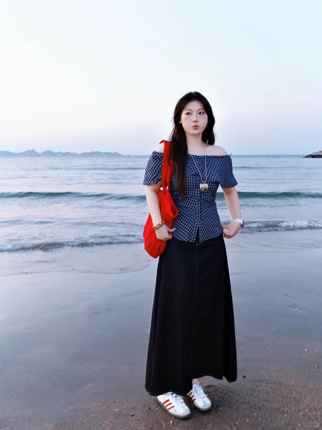 172/150 ootd｜海边的氛围感拍照姿势?