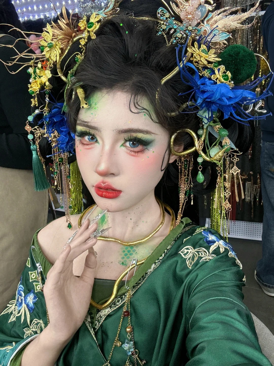 ?竹叶青汉服，蛇年必备战袍?