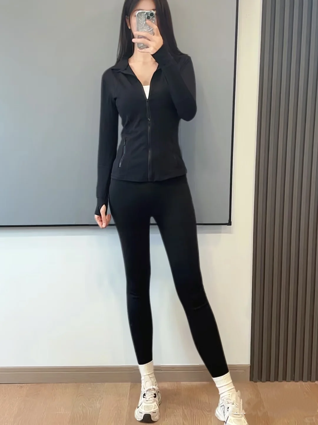 黑色瑜伽服、显瘦又好看