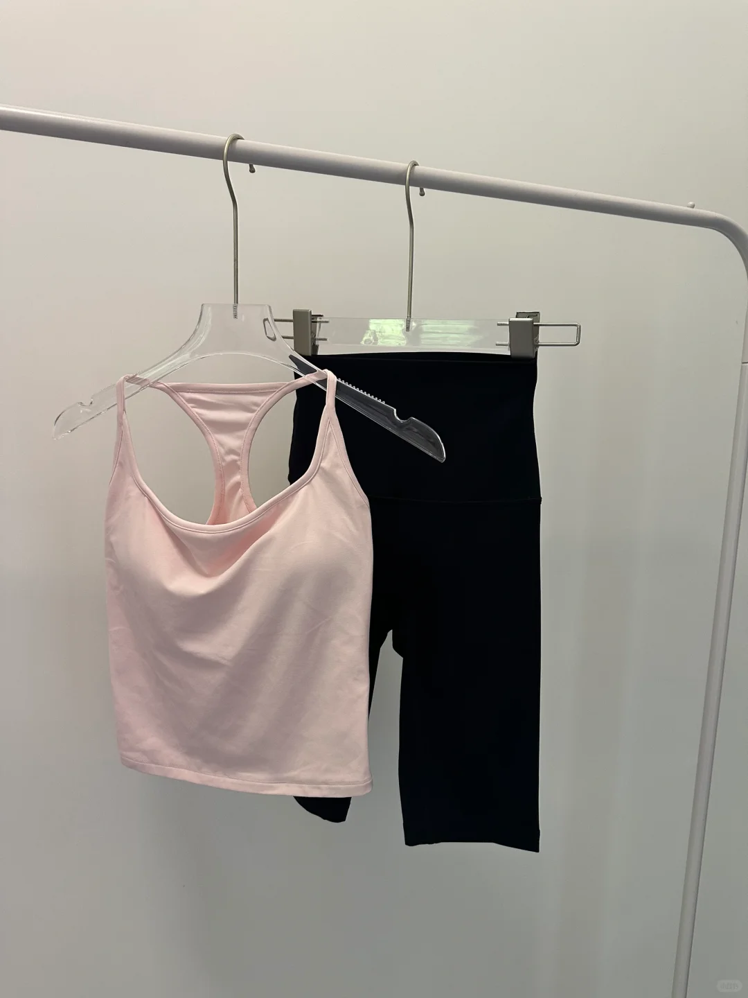 瑜伽服套装新宠? 穿上不想脱系列