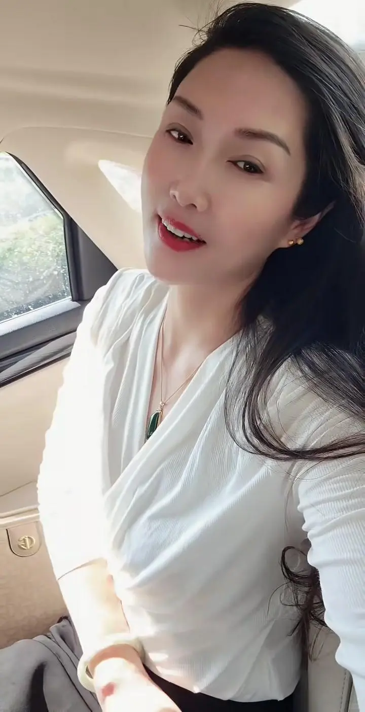 单身阿姨 下水道堵了 有没有临时通通的？