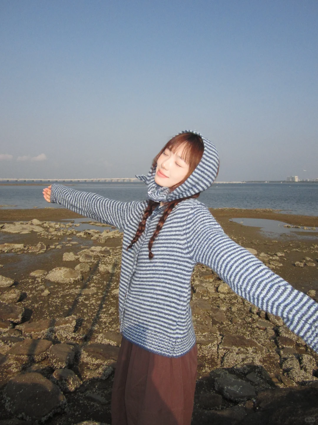 海边拍照姿势合集? ⋆.˚ ?⋆.˚