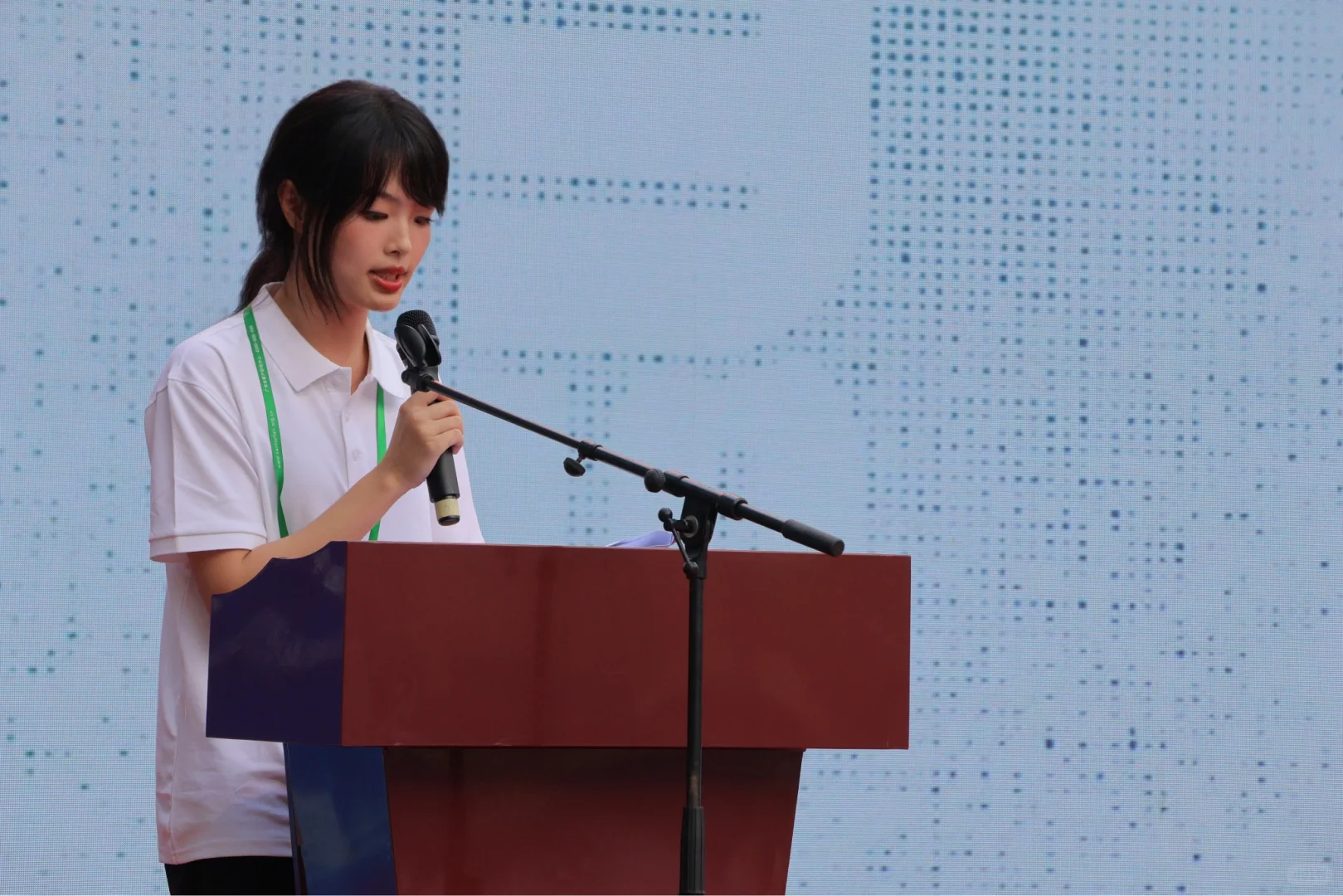 英专生勇闯广交会政府推介会！！