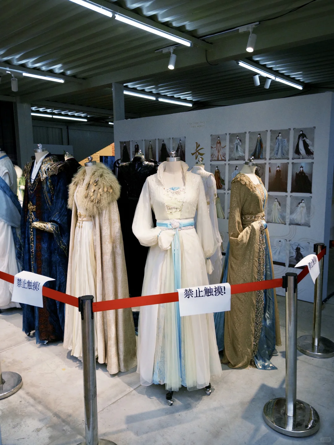 杭州看展「CPOP群像展」《长月烬明》展区