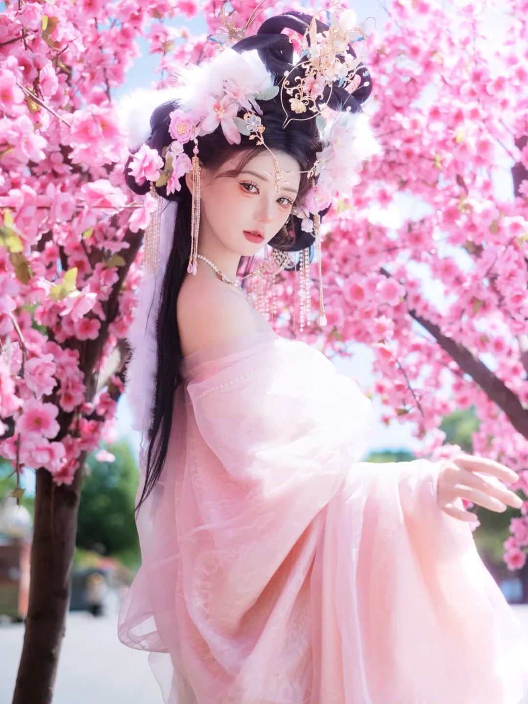 暑假来洛带必拍❗️又纯又欲的粉色小狐狸?