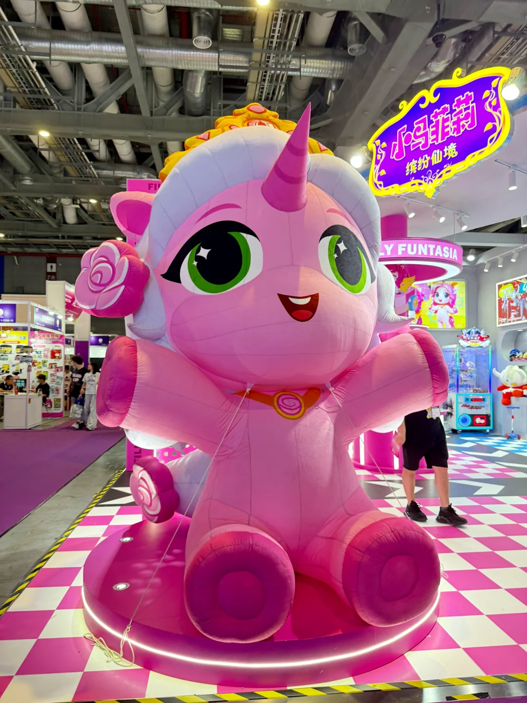 哪里的展会上看到了这么可爱的IP