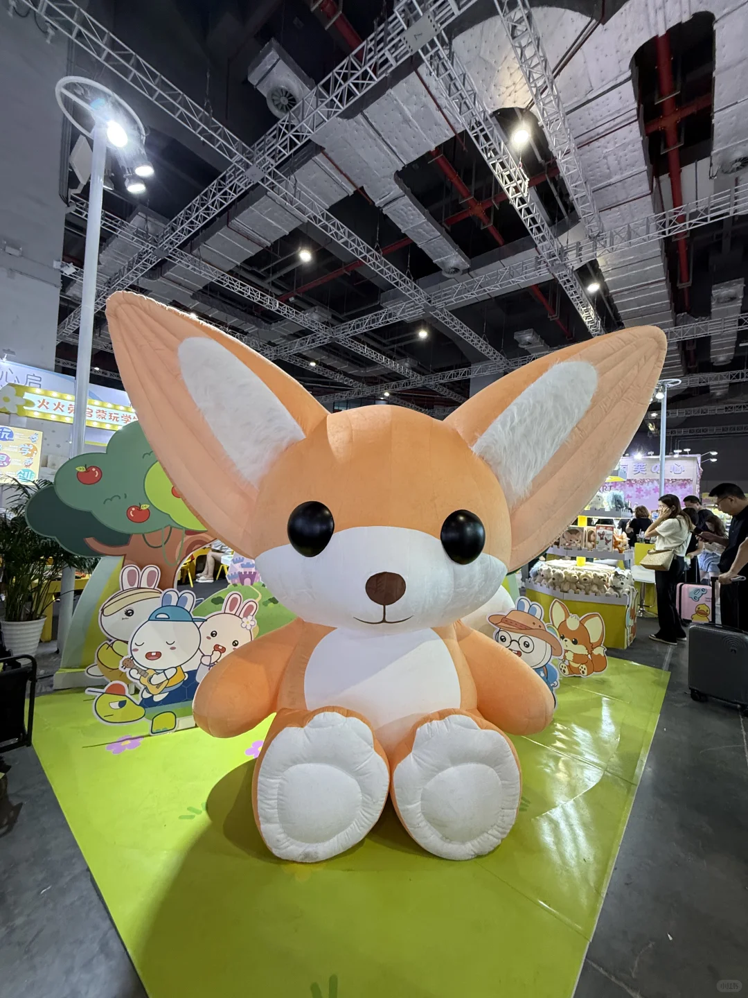 哪里的展会上看到了这么可爱的IP