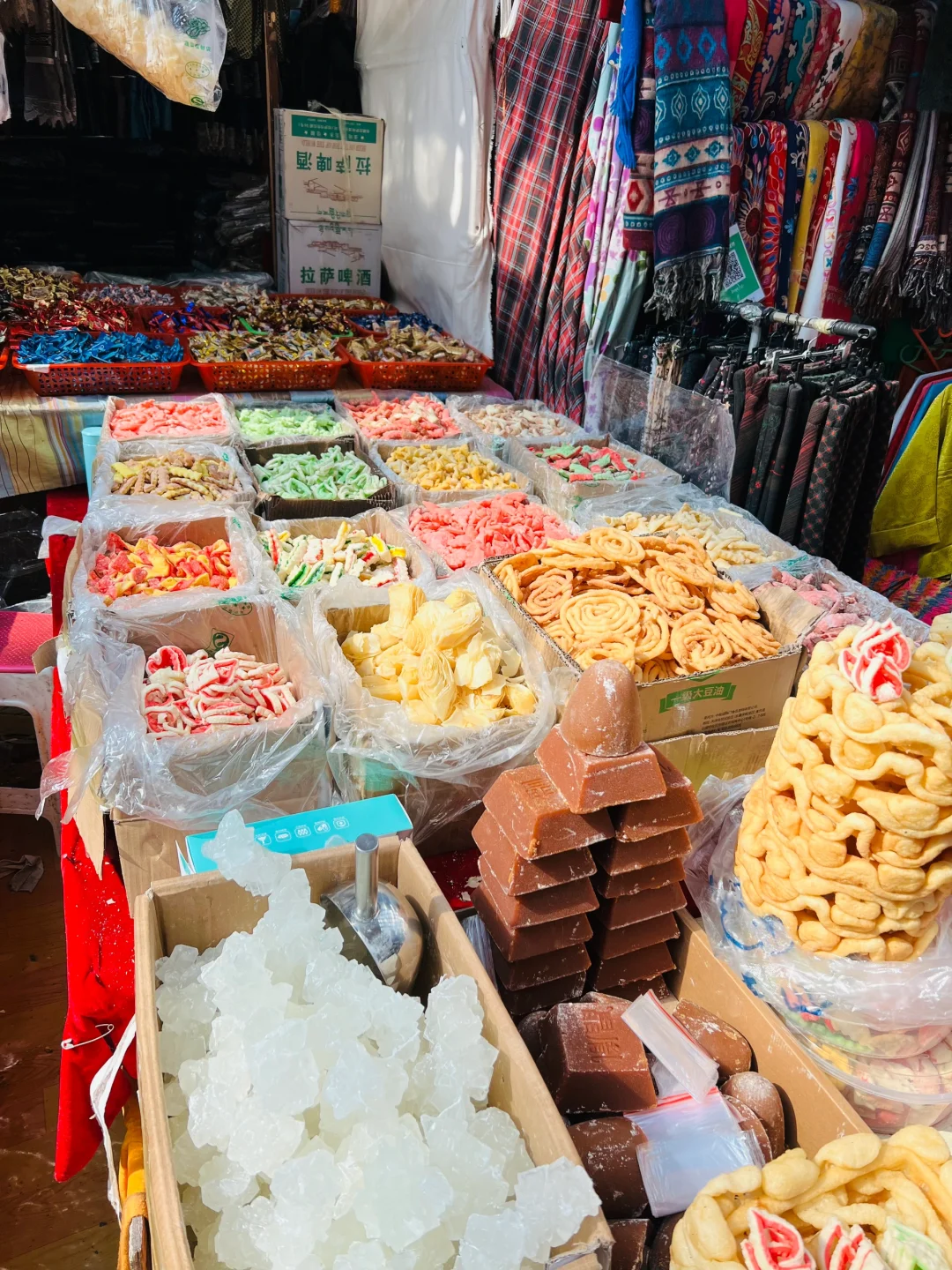 拉萨的春节:年货展销会