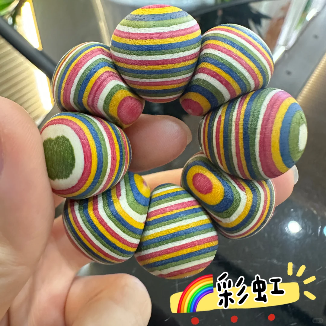 等餐时文玩少妇都在做啥?
