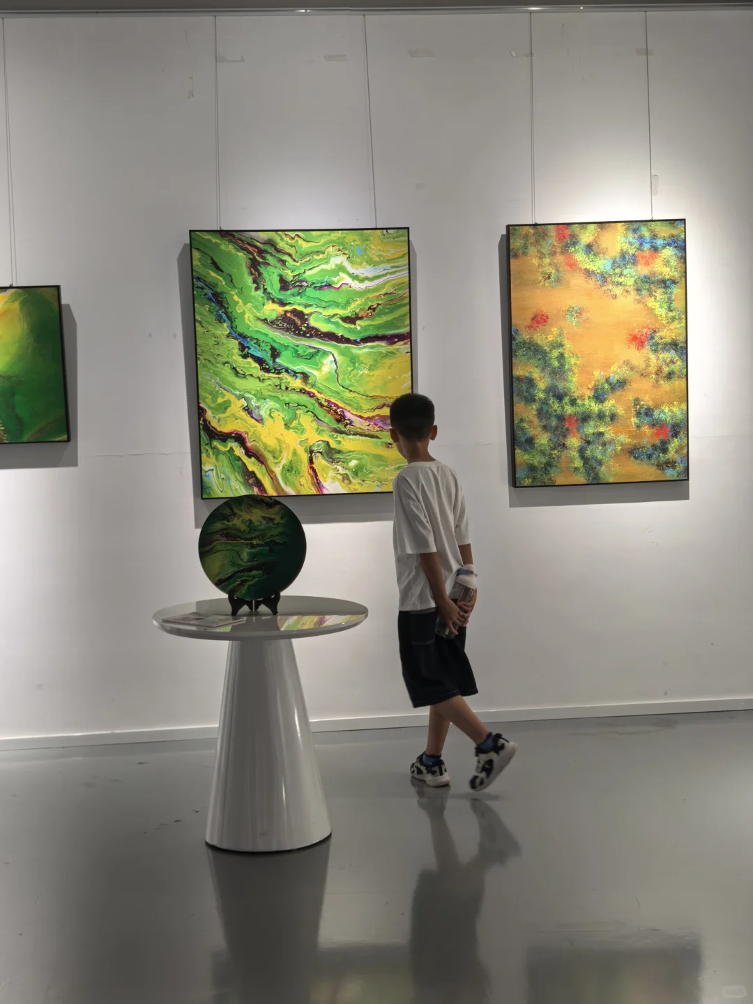 ?热疯？室内免费展+空调遛娃，妈妈爽翻