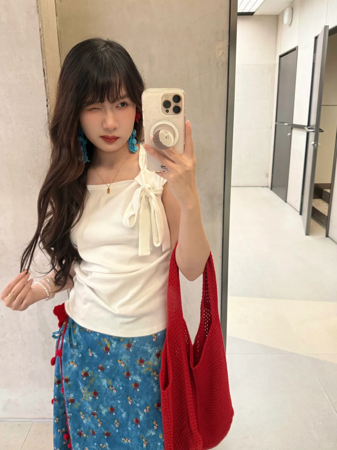 ??泰兰德少女