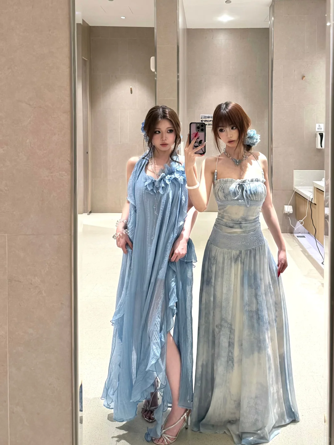 夏季和姐妹的海边穿搭合集来咯?️