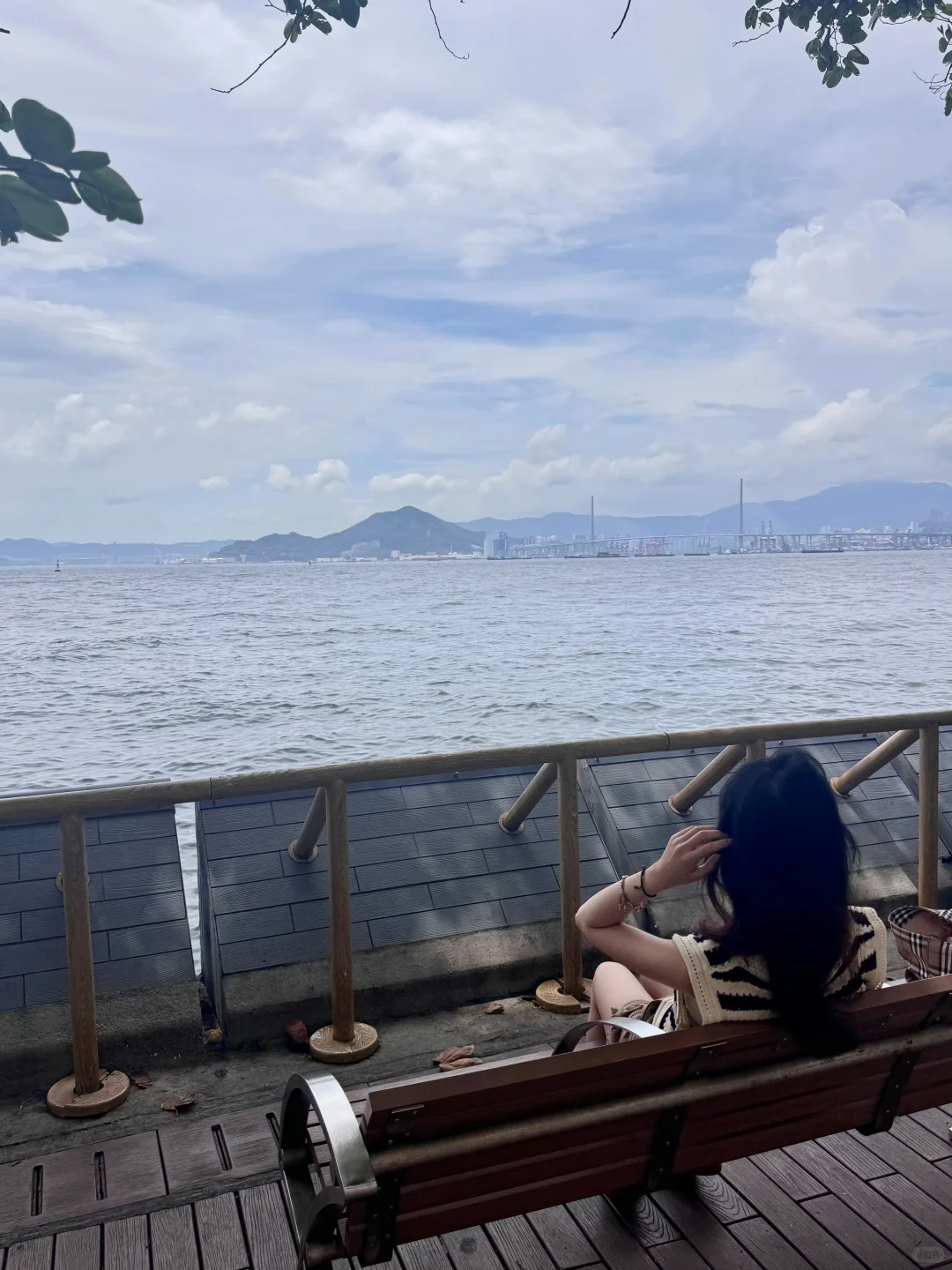Emm…??香港真的没有内地穿衣自由