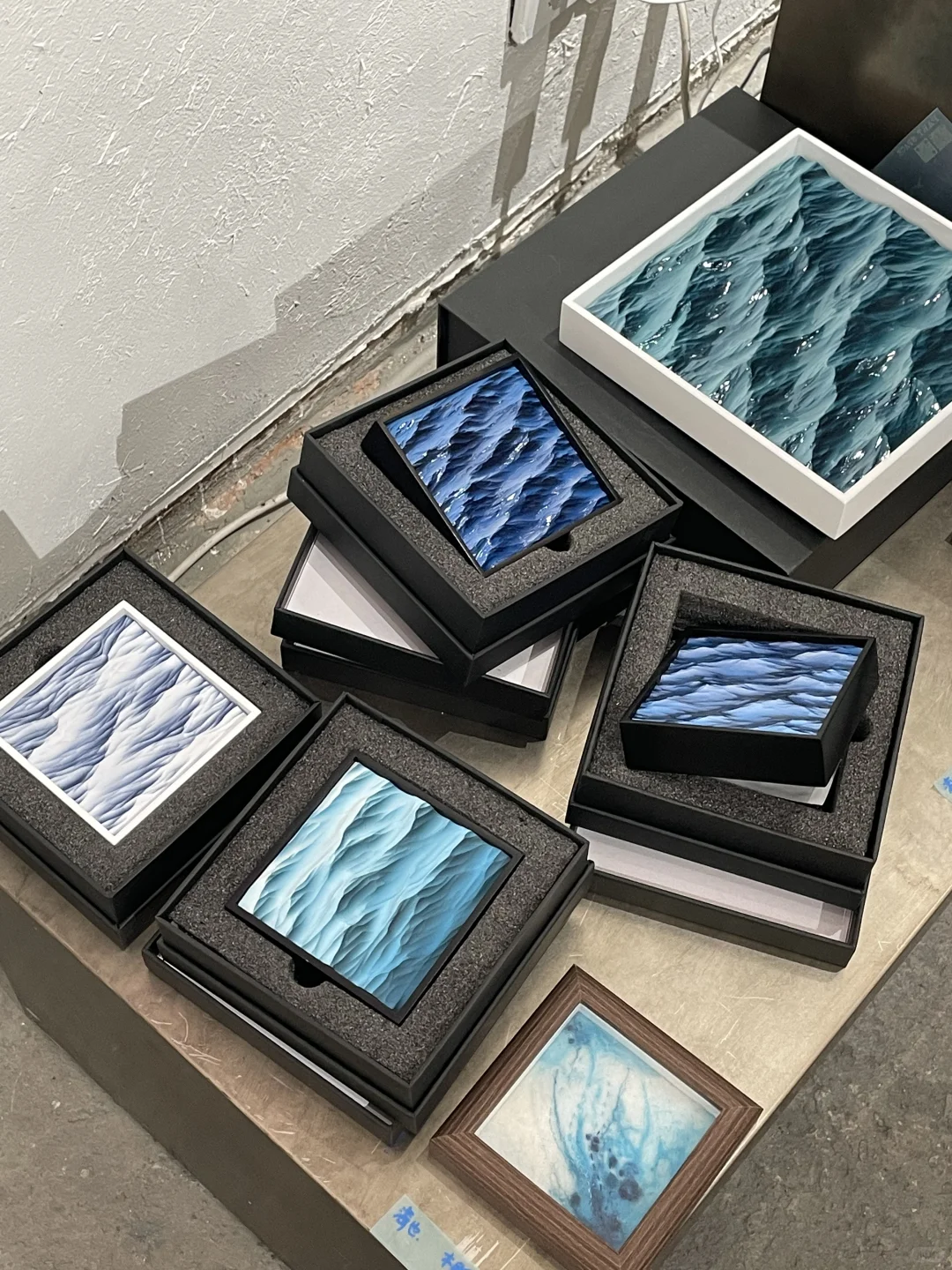 上海展览|梧桐窗边 海风升起 夏日之遐?