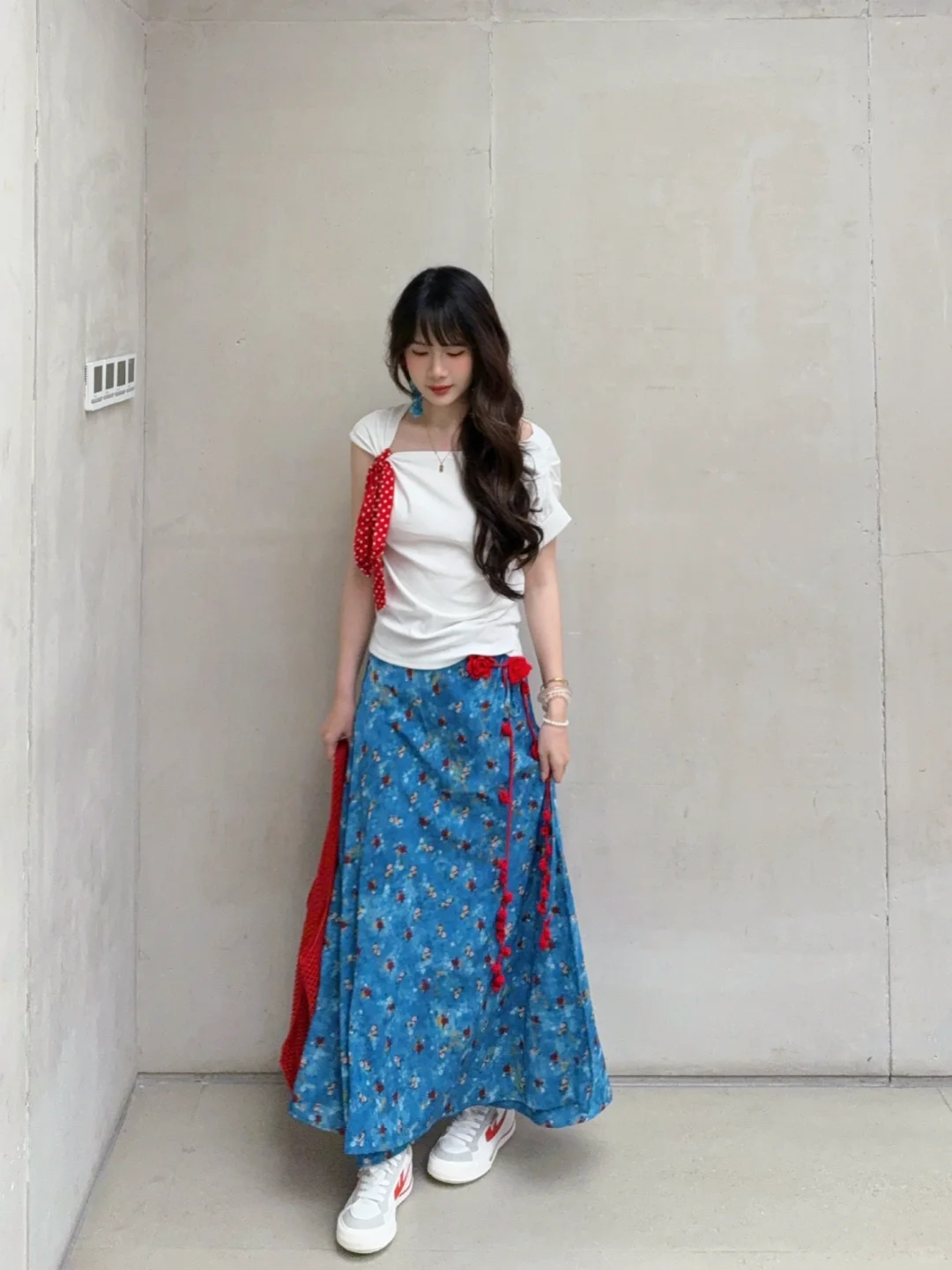 ??泰兰德少女