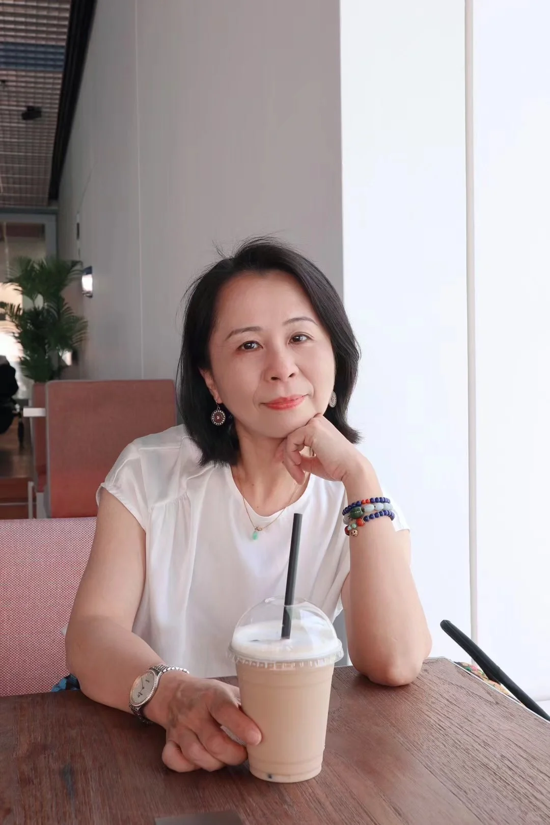 50岁职场妈妈的旅游穿搭