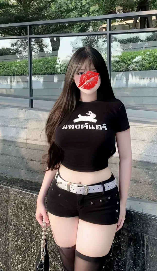 喜欢我的美式辣妹穿搭姿势吗？