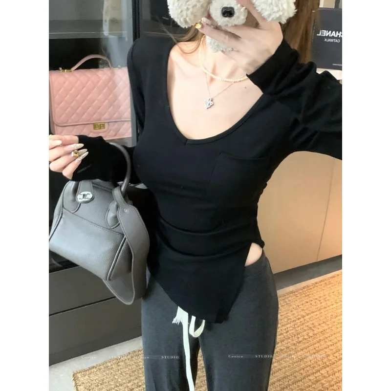 不规则开叉长袖T恤，冬季辣妹必备?