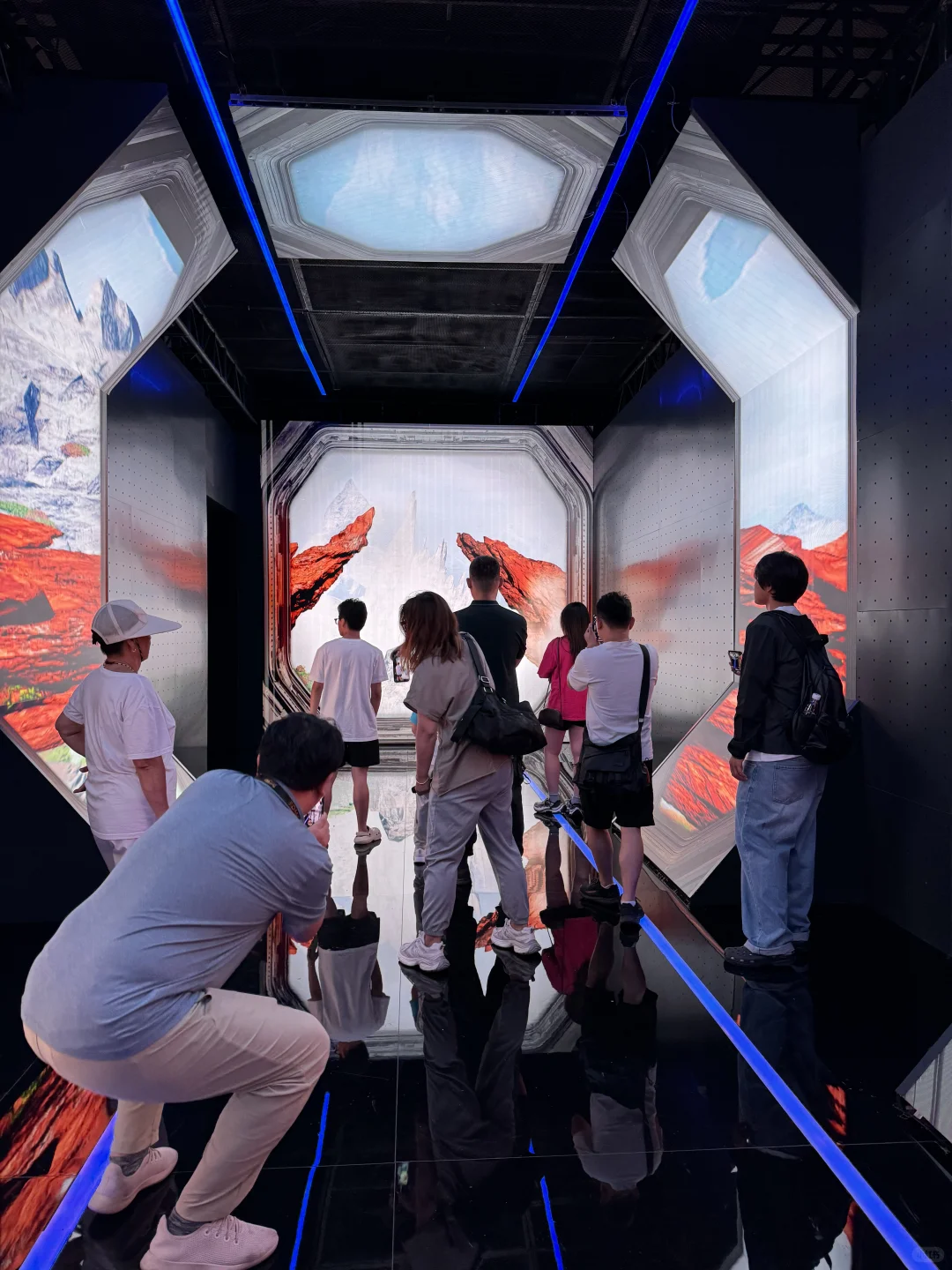 为策展人家属骄傲的一天!