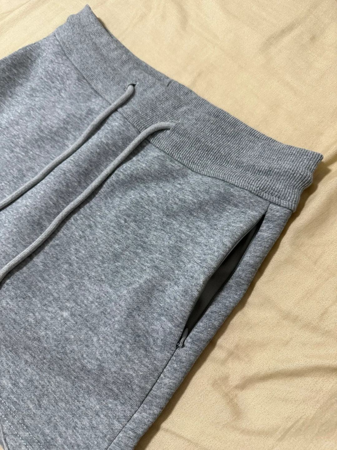 Pdd瑜伽服➕灰色短裙，平价穿搭分享