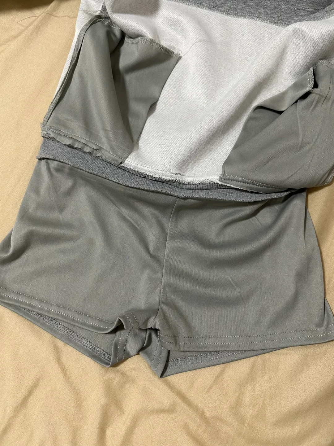 Pdd瑜伽服➕灰色短裙，平价穿搭分享