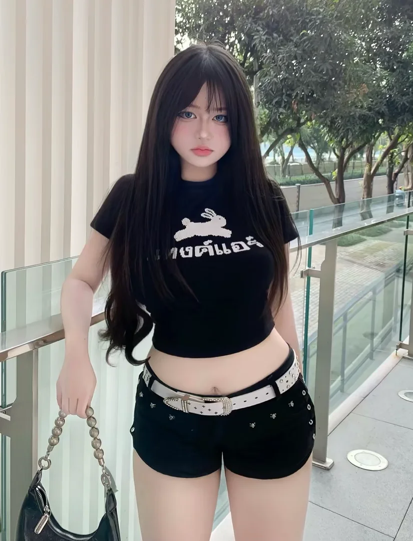 喜欢我的美式辣妹穿搭姿势吗？