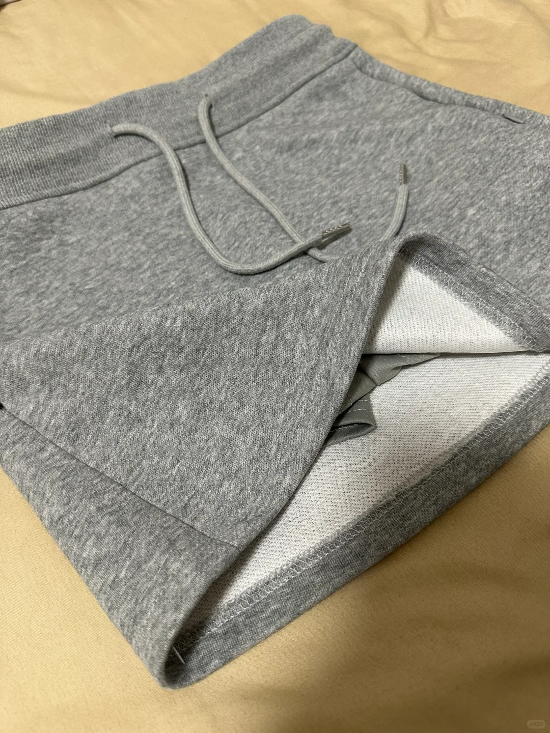 Pdd瑜伽服➕灰色短裙，平价穿搭分享